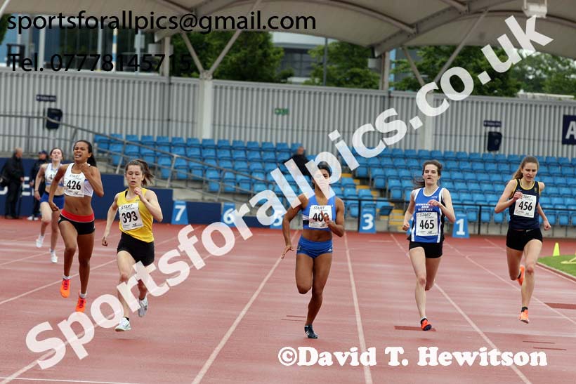 Womens under-20s 400 metres, Northern Senior and Under-20s Champs., SportsCity, Manchester. Photo: David T. Hewitson/Sports for All Pics